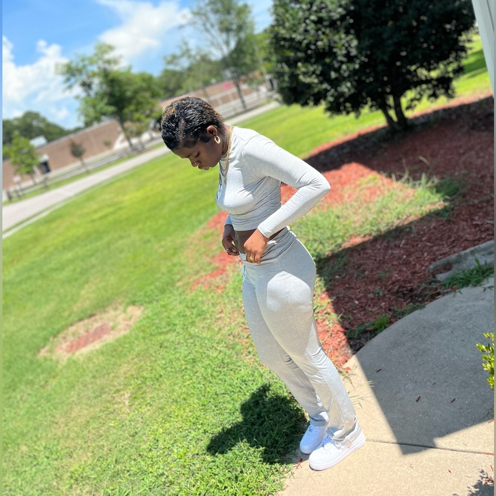 Meet your Posher, Aumoni